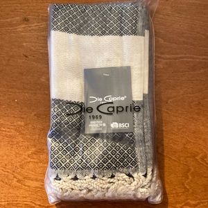 Die Caprie Hand Towels 💕